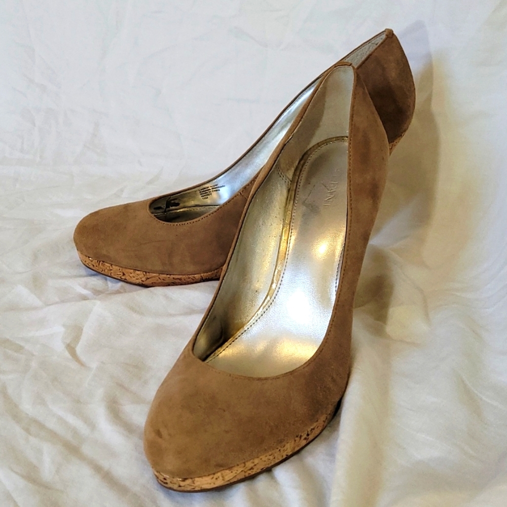 Taupe Pumps